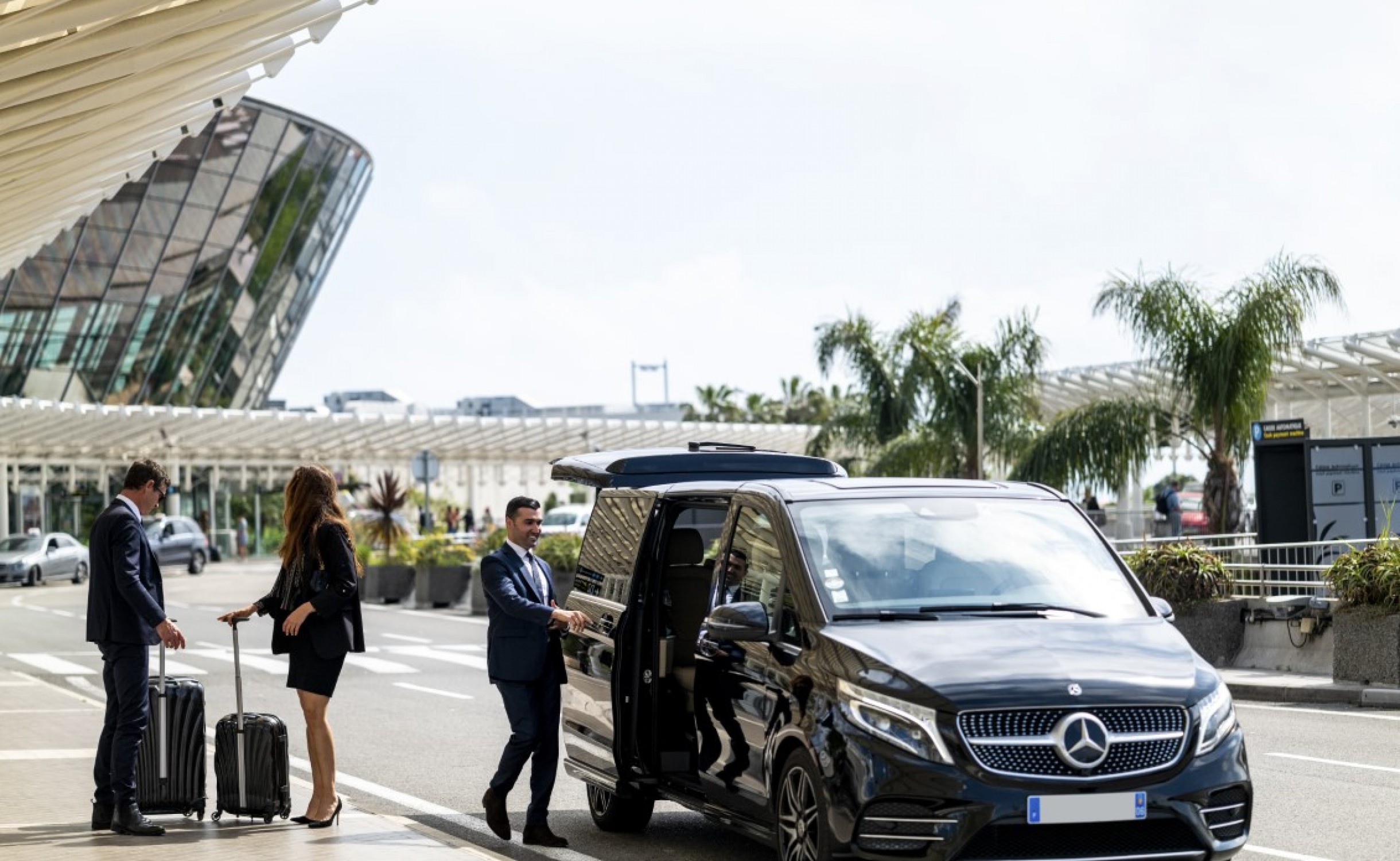 Frankfurt Airport Transfer Service | A1 Airport Transfer