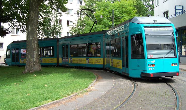 Frankfurt Public Transportation | Metro U-Bahn